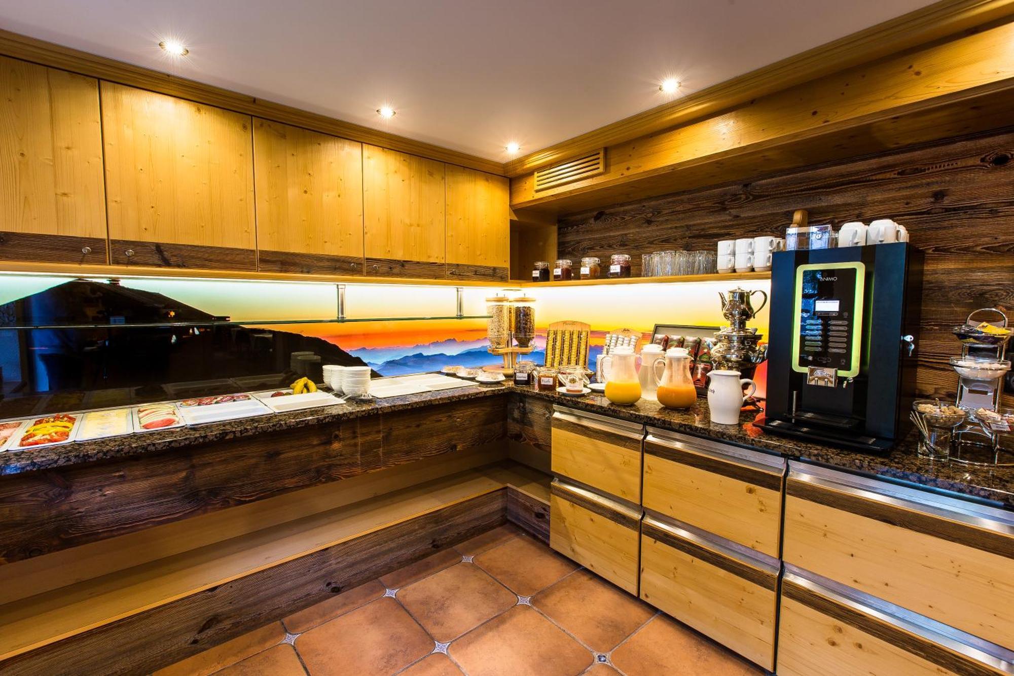 Alpinspa Zur Post Apartment - Bergbahn Von 16 Mai Bis November 2025 Inklusive Бад-Гаштайн Екстер'єр фото