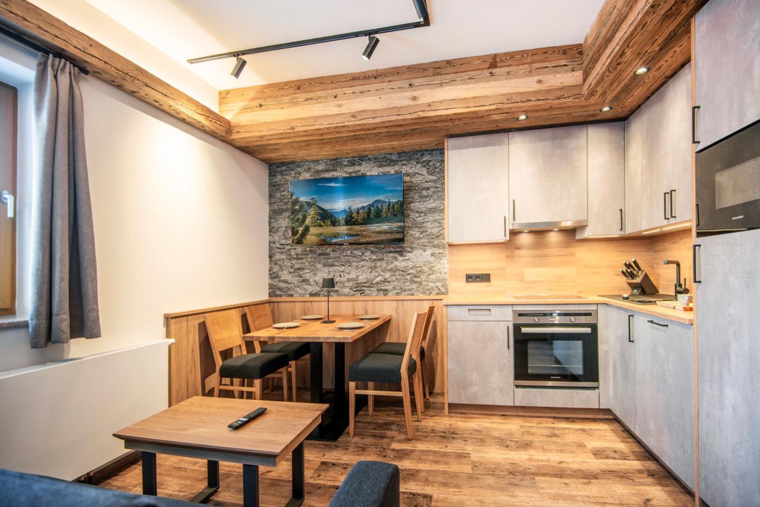 Alpinspa Zur Post Apartment - Bergbahn Von 16 Mai Bis November 2025 Inklusive Бад-Гаштайн Екстер'єр фото