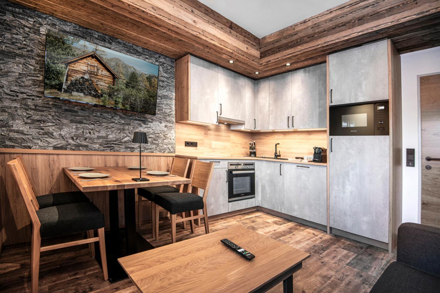 Alpinspa Zur Post Apartment - Bergbahn Von 16 Mai Bis November 2025 Inklusive Бад-Гаштайн Екстер'єр фото